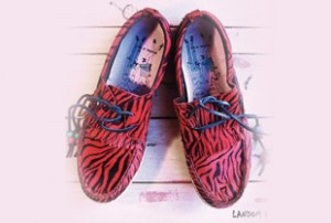 Zapatos con estampado de zebra rojo de Dolfie