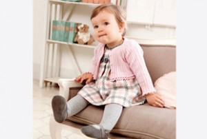 Colección de ropa y calzado para bebés de Mayoral