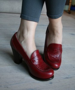 Zapatos de estilo clásico para mujer de Chie Miara