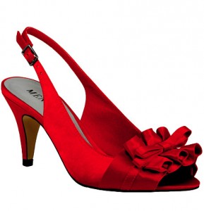 Zapato de fiesta rojo de raso marca Menbur