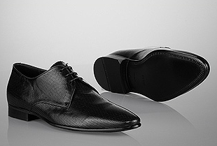 Zapato tipo oxford negro de piel de canguro, modelo Povor de Hugo Boss