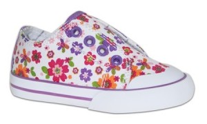 Zapatilla para niña con flores marca Conguitos