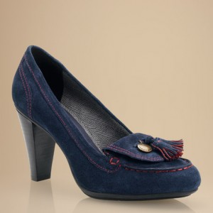 zapatos mujer tommy hilfiger azul con bordado rojo